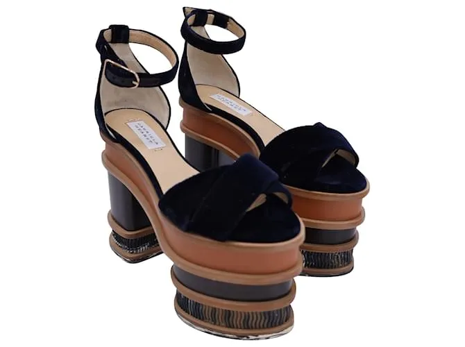 Gabriela Hearst SS18 Sandalias Runway Charlie en terciopelo azul marino 