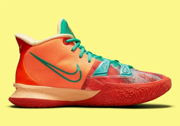 N372O Nike Kyrie 7 Sneaker Room Fire and Water mar y Tierra