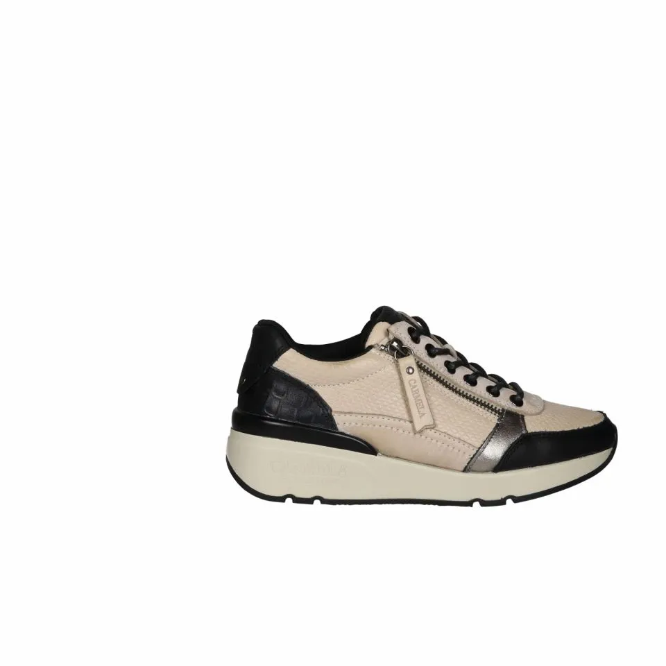 Sneaker Piel Serpi Beig Punta y Talon Negro Cremallera Lateral