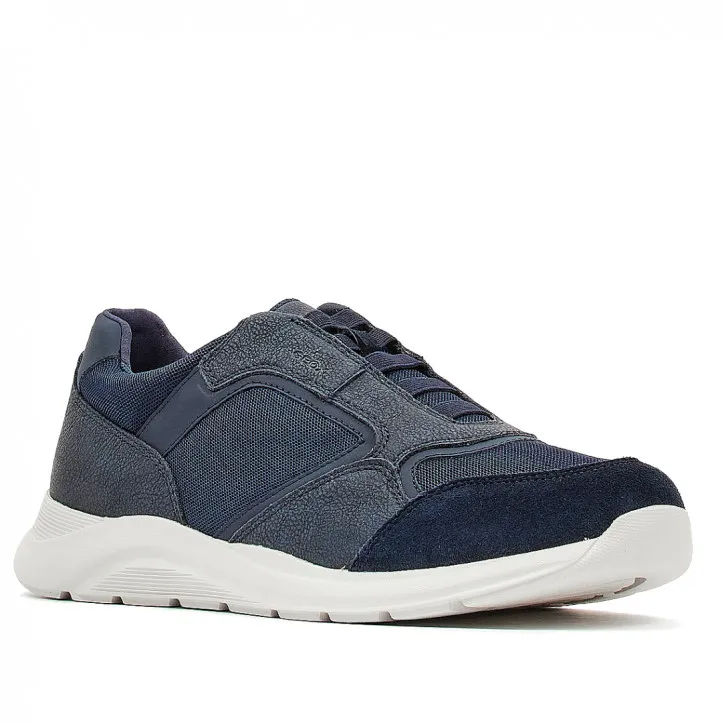 Zapatos sport Geox azules con elástico y piso blanco